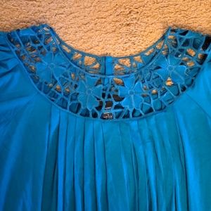 NWT gorgeous 😍  teal blue short sleeve shirt